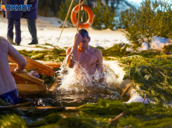 В купель не прыгать, детей насильно не погружать: как волгоградцам выжить на Крещение