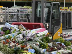 В Волгограде к 8 Марта открыли 90 площадок по продаже цветов: полный список