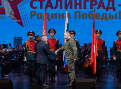 Участникам СВО в день Сталинградской Победы вручили награды