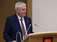 Он вернулся с войны, чтобы защищать людей: умер волгоградский омбудсмен Валерий Ростовщиков