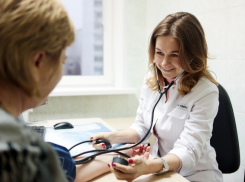 Волгоградские медики по 12 часов в день и без выходных будут бороться с ОРВИ