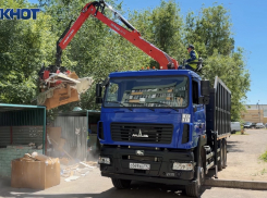 На уборку габаритных отходов в Волгограде вышел новый «Ломовоз»