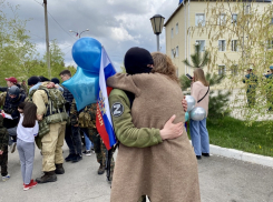 В Волгоград с военной спецоперации вернулась группа омоновцев