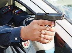 В Волжском на видео попала погоня полицейских за пьяным водителем