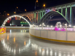 В Волгограде 17 ноября в парке «Раздолье» открывается ледовый каток