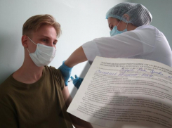 Волгоградских школьников начали готовить к вакцинации «Спутником М»