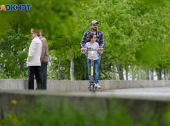 Парковку запретили на улице Чуйкова в центре Волгограда