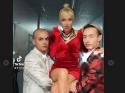 «Скоро здесь будут люди»: известные блогеры показали на видео, как готовятся к ParkSeason Fest