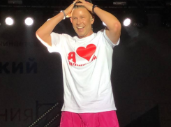 Митя Фомин приехал в Волжский во время нон-стоп «чеса» по городам России