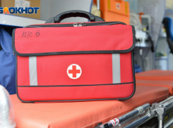 Несовершеннолетний гонщик на «десятке» влетел в здание под Волгоградом