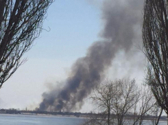 Пожарные подожгли Краснослободск: клубы дыма напугали волгоградцев 