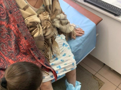 «После комы полуголой выставили на улицу»: как в Волгограде 85-летнюю пенсионерку выписали из больницы