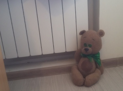 Центр Волгограда продолжает замерзать без отопления