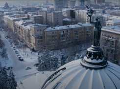 Впечатляющий снегопад в Волгограде с высоты показали на видео