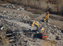 В Волгограде полностью завершили снос Центрального стадиона