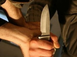 Нож в спину получил житель Волгоградской области от своего приятеля 