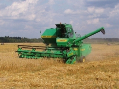 В Волгоградской области собран первый миллион тонн зерна