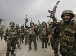 Жители Волгограда подписывают петицию против войн и терактов 