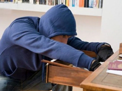 Ростовчанин обокрал госучреждение в Волгограде на 42 тысячи