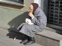 Росстат сообщает о постоянном росте числа нищих в Волгоградской области