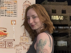 Дом с исчезнувшим «люблю»: память о городе в тату сохраняет мастерица из Волгограда