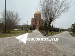 Названы подробности ночёвки бездомных у стен собора в центре Волгограда
