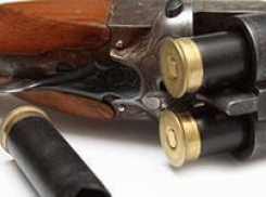 Под Волгоградом пьяный мужчина гулял по ЖД станции с заряженным обрезом