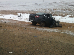  Волгоградский водитель погиб при столкновении с фурой на трассе 