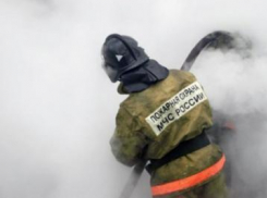  На севере Волгограда из-за пожара эвакуировано 12 человек