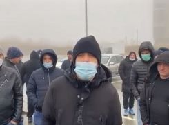 Волгоградские таксисты объявили о затяжном протесте