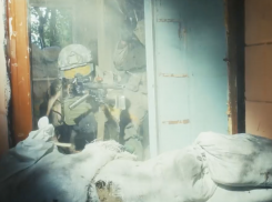 «У нас контракт с Родиной и совестью»: в Волгограде похоронят создателя фильма о ЧВК «Вагнер»