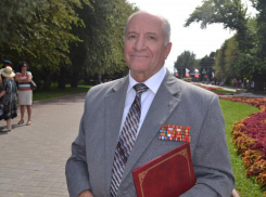 Автор фразы «с Андреем Бочаровым в разведку пойдем» станет Почетным гражданином Волгограда