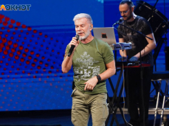 Пытаются вернуть «ясные дни»: волгоградцы раскупили вип-билеты на концерт Олега Газманова