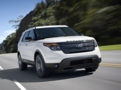 В Волгограде приставы забрали внедорожник у должника 