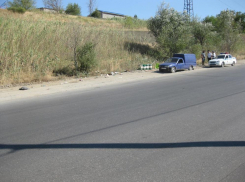 В Волгограде прицеп от пикапа сбил юную девушку