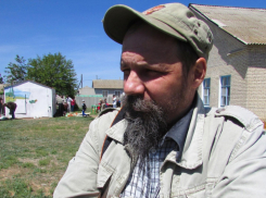 О повальном пьянстве и страданиях детей из-за родителей-алкоголиков публично заявил участник выборов под Волгоградом 