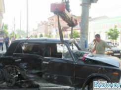 Под Волгоградом столкнулись Hyundai и «шестерка»: погиб пассажир