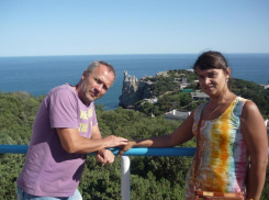 Состоялись похороны супругов из Волжского, которые разбились на скользкой дороге