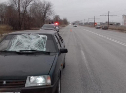 Водитель LADA сбил  75-летнего пешехода в Волжском: мужчина умер в больнице