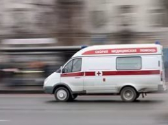 В Волгограде пенсионер на «ВАЗ» протаранил «Мерседес»: пострадала женщина