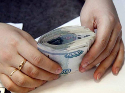 Экс-бухгалтеры Калачевской ЦРБ приговорены к 6,5 годам колонии за хищение 23 млн рублей
