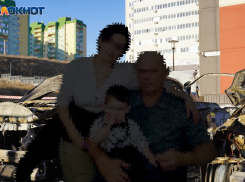 Счастье оборвалось в один миг: что известно о семье погибшего при взрыве авто 3-летнего волгоградца