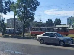 В Волгограде встали трамваи 