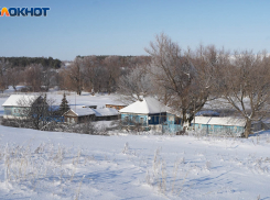 Неделю без воды выживает село под Волгоградом: «Копают малыми сапёрными лопатами?»