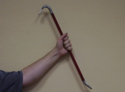  Под Волгоградом двое селян вскрыли банкомат гвоздодером и убежали