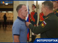 Доброволец Александр Фридрих награжден в Волгограде за заслуги в спецоперации 