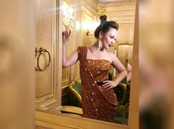 Поклонники помогли Альбине Джанабаевой быть за мужем   