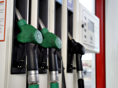 Снова выросли цены на все марки бензина в Волгоградской области