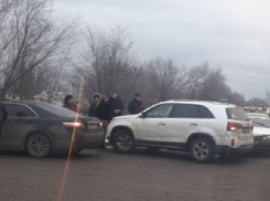 Волгоградка отправилась на Больничный комплекс, попав в аварию около него