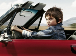 Под Волгоградом девятиклассник на мамином Renault устроил ДТП